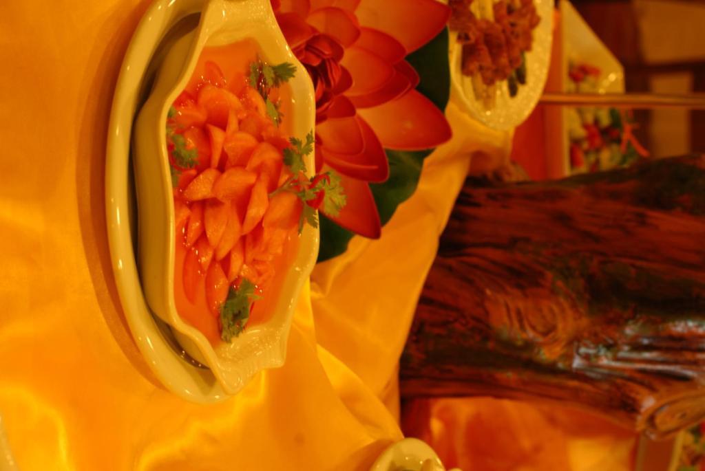 Yinhe Dynasty Hotel Chengdu Buitenkant foto