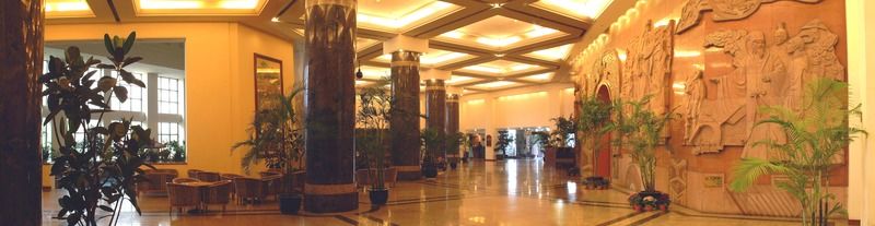 Yinhe Dynasty Hotel Chengdu Buitenkant foto