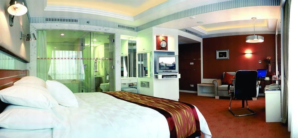 Yinhe Dynasty Hotel Chengdu Buitenkant foto