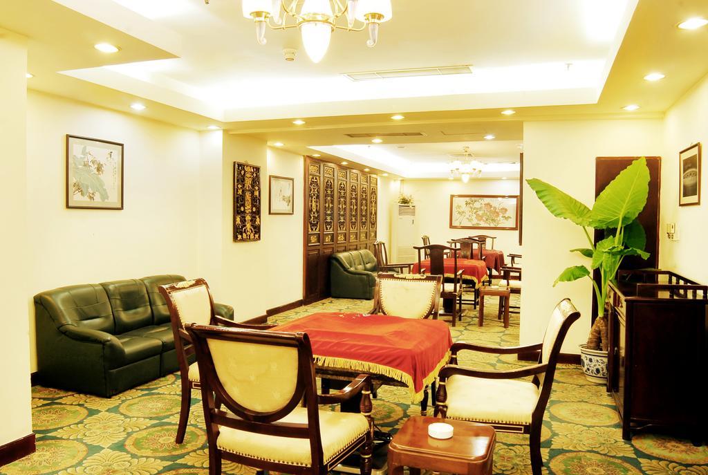 Yinhe Dynasty Hotel Chengdu Buitenkant foto