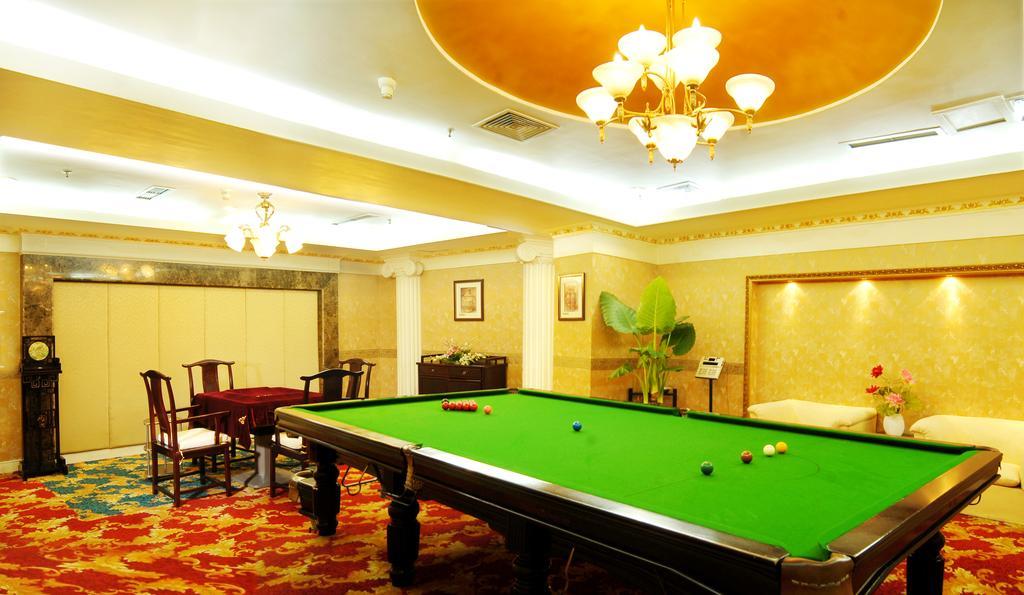 Yinhe Dynasty Hotel Chengdu Buitenkant foto